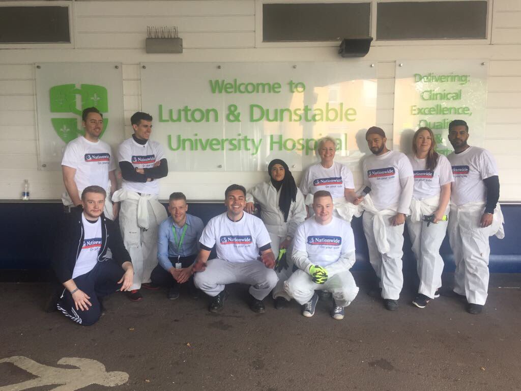 Danni152's tweet photo. Great team effort at the L&amp;D hospital today transforming patient gardens! @NBSemployees @NBSTheShires @NBSBranch #teamwork#dreamwork https://t.co/MfaVlX3aLh