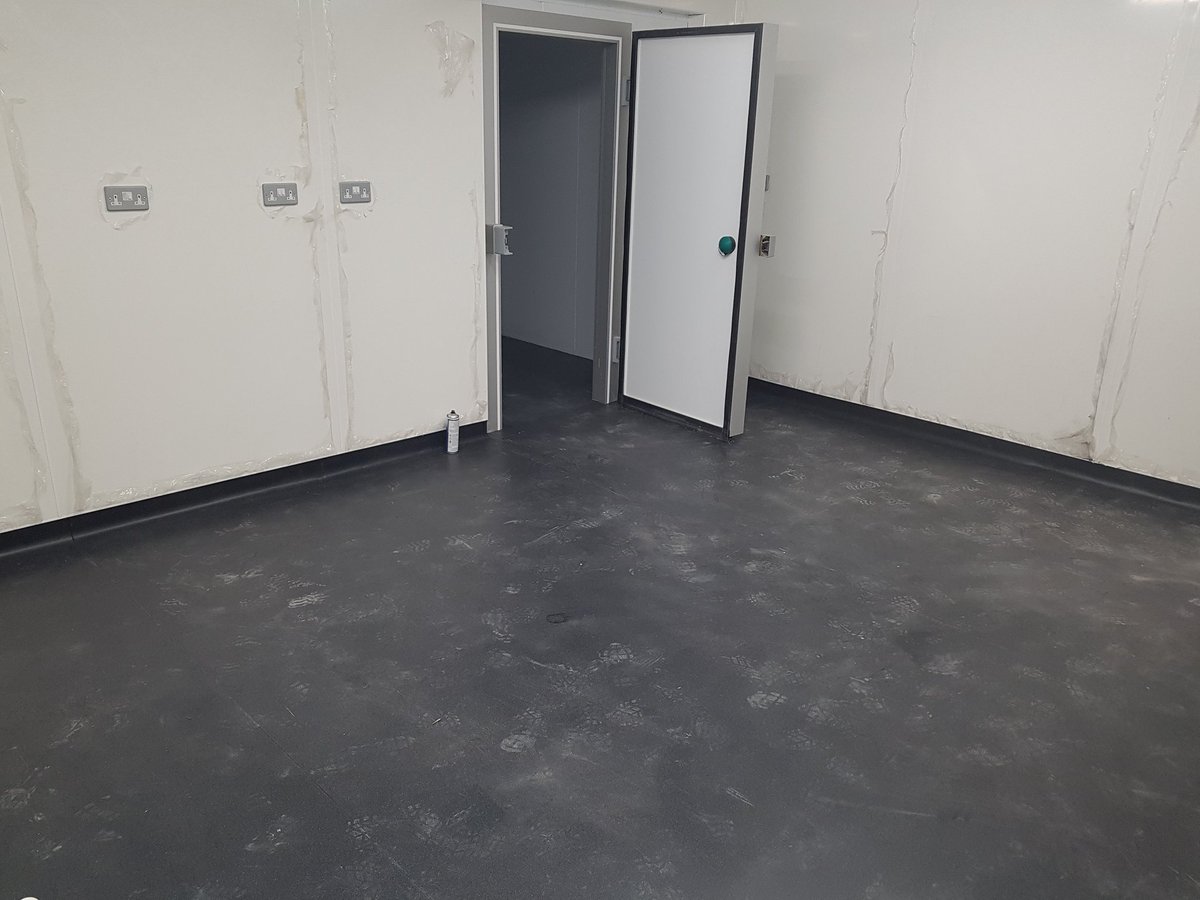 rubyflooringltd's tweet image. Food prep n fridge areas in new restaurant in glasgow.Fitted with @AltroFlooring 🖒