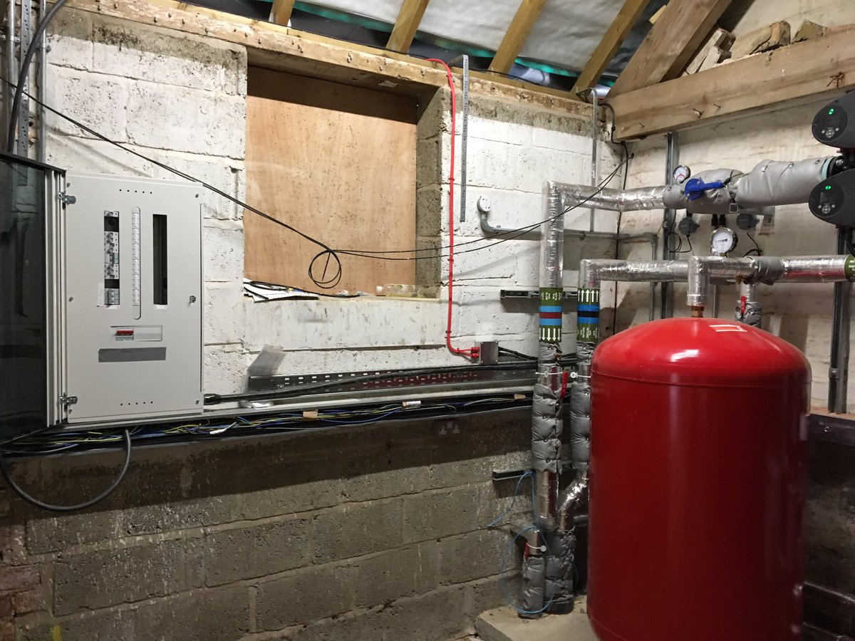 inter_elec's tweet image. Our latest plant room design, installed, commission and fully operational.
