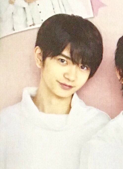 しよ田 ジャニーズはやっぱりルックス重視だよね って思う人に是非知って欲しい髙橋優斗の存在 曇り一つない透き通った肌に 凛と流れる目元 きゅっと上がった色気のある唇に それを強調するかのような無駄のない引き締まったフェイスライン 本当に髙 しよ田 ジャニーズはやっぱりルックス重視だよね って思う人に是非知って欲しい髙橋優斗の存在 曇り一つない透き通った肌に 凛と流れる目元 きゅっと上がった色気のある唇に それを強調するかのような無駄のない引き締まったフェイスライン 本当に髙