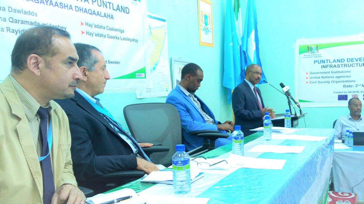 Ministry of Planning (@mopicpl) on Twitter photo Shir balaaran oo ay isugu yimaadeen Madasha Hormarinta Puntland qaybta Kaabayaasha Dhaqaalah ayaa lugu qabtay <a href="/MOPICPL/">Ministry of Planning</a> <a href="/UNDPSomalia/">UNDP Somalia</a> Shir balaaran oo ay isugu yimaadeen Madasha Hormarinta Puntland qaybta Kaabayaasha Dhaqaalah ayaa lugu qabtay <a href="/MOPICPL/">Ministry of Planning</a> <a href="/UNDPSomalia/">UNDP Somalia</a>