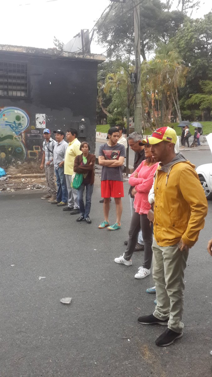 View image on Twitter