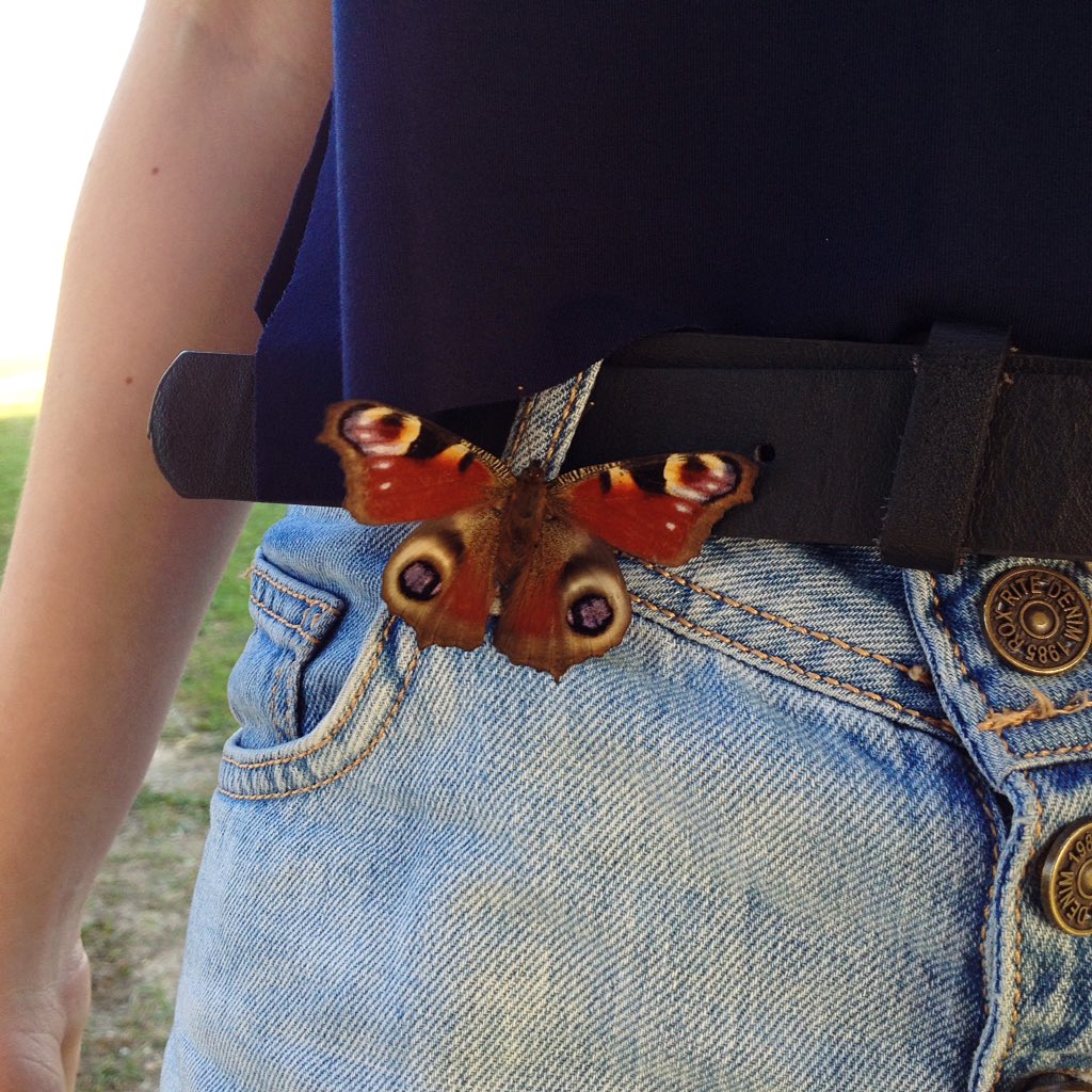 Vicatorios's tweet image. В мире ограниченное количество душ и неограниченное количество тел.