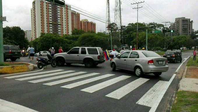 View image on Twitter