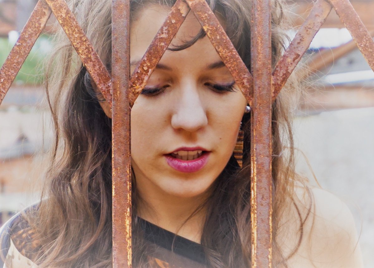 Julia Gregorig (@juliagregorig) on Twitter photo #Drones il mio NUOVO VIDEO in anteprima alle 18 su <a href="/OkRadio_it/">OkRadio.it</a> + intervista + showcase acustico! Seguitemi!
#Giulia #LiveMusic #NewSong #Drones il mio NUOVO VIDEO in anteprima alle 18 su <a href="/OkRadio_it/">OkRadio.it</a> + intervista + showcase acustico! Seguitemi!
#Giulia #LiveMusic #NewSong