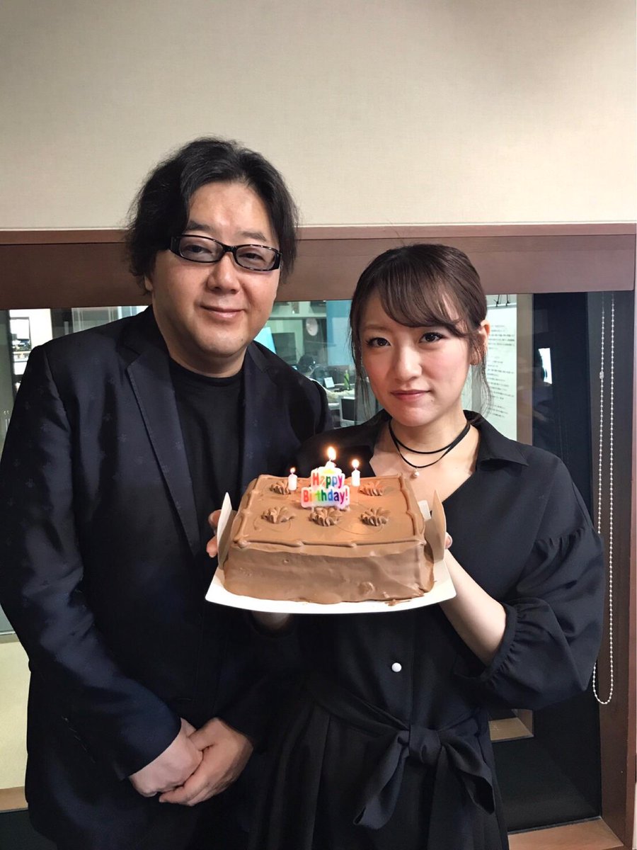 アニタちばピーナッツ در توییتر 秋元康のトーク 755 T Co Apwatqeurr Tokyo Fmの番組審議会に出席した後 スタジオに行ったら 高橋みなみとスタッフが誕生日のお祝いをしてくれました 秋元康さんあらためてhbd たかみな 高橋みなみ 秋元康生誕祭17 アニタちばピーナッツ در توییتر 秋元康のトーク 755 T Co Apwatqeurr Tokyo Fmの番組審議会に出席した後 スタジオに行ったら 高橋みなみとスタッフが誕生日のお祝いをしてくれました 秋元康さんあらためてhbd たかみな 高橋みなみ 秋元康生誕祭17