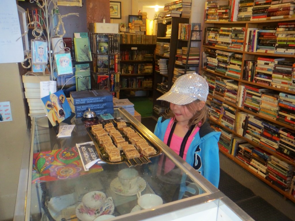 AuthorsforIndies (@authors4indies) on Twitter photo RT <a href="/franeymountain/">Paul MacDougall</a>: Freja found the fudge <a href="/Authors4indies/">AuthorsforIndies</a> at Ed's Books. Excellent timel. Till next year eh! RT <a href="/franeymountain/">Paul MacDougall</a>: Freja found the fudge <a href="/Authors4indies/">AuthorsforIndies</a> at Ed's Books. Excellent timel. Till next year eh!