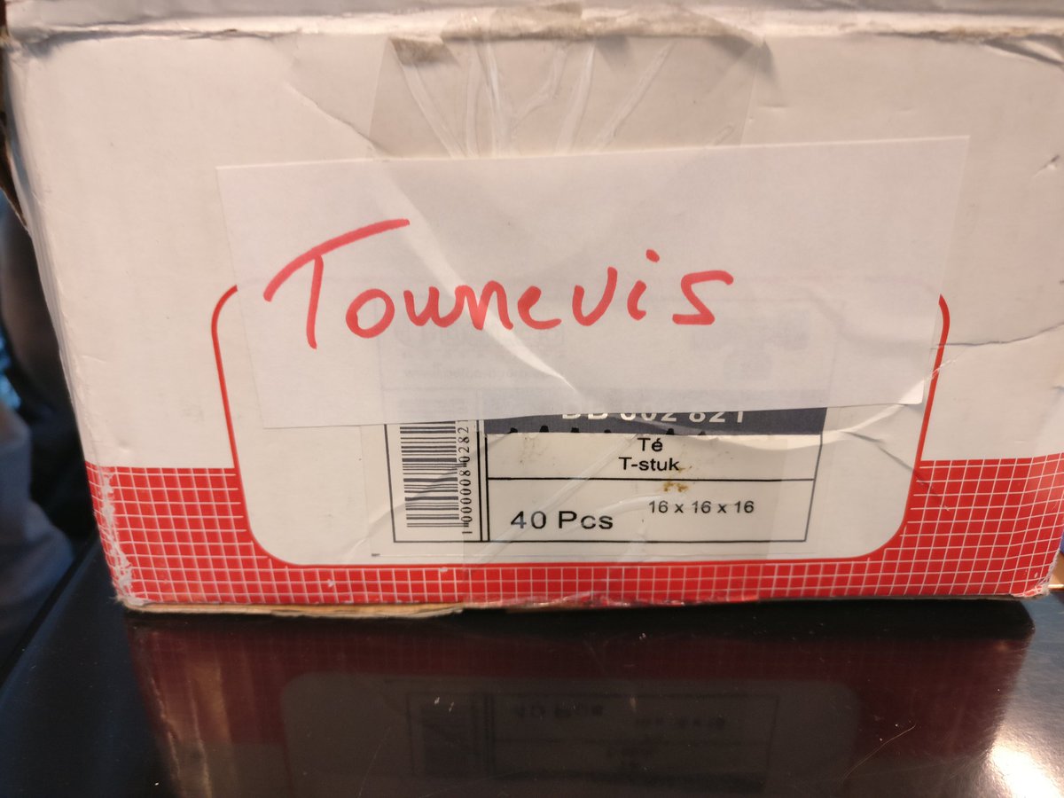 scomvub's tweet image. Tweetalig zijn heeft zo zijn voordelen #interface3