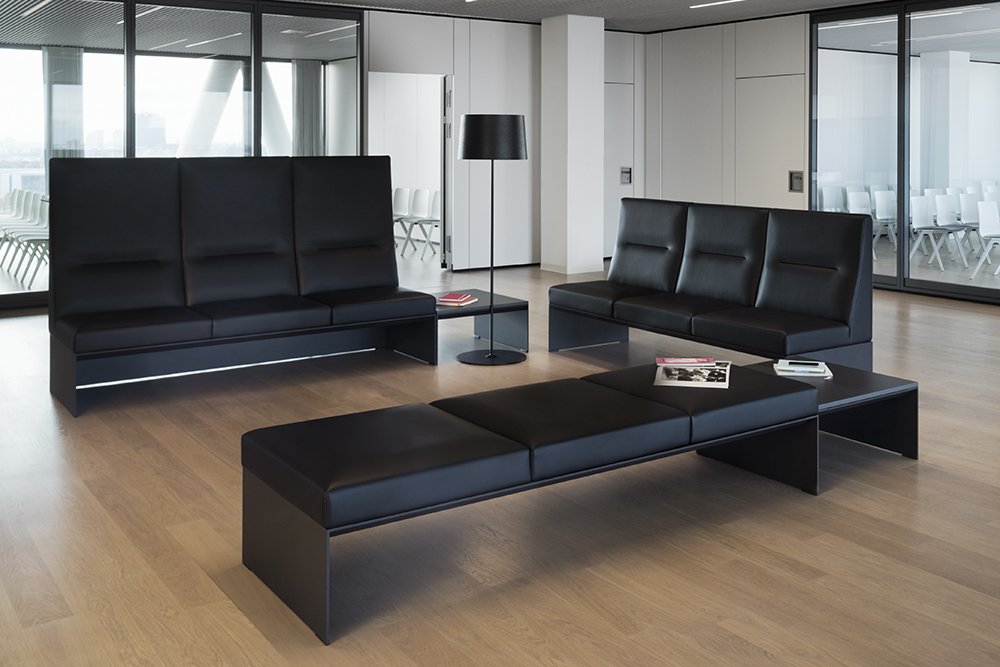 BrunnerGroup's tweet image. The modular lounge system banc allows for exciting flexible spatial arrangements @50Hertz  ow.ly/HMmf30bmaWd #modular #lounge #system