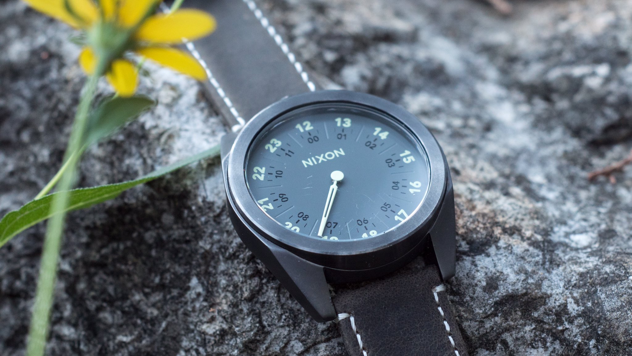 Nixon genesis watch sale
