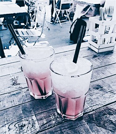 aesthetic_Jeon's tweet photo. pink lemønade ♡

{I am voting for BTS for TOP SOCIAL ARTIST at the #BBMAs. RT to vote! #BTSBBMAs}•°`~ https://t.co/HcJmzlzKhS