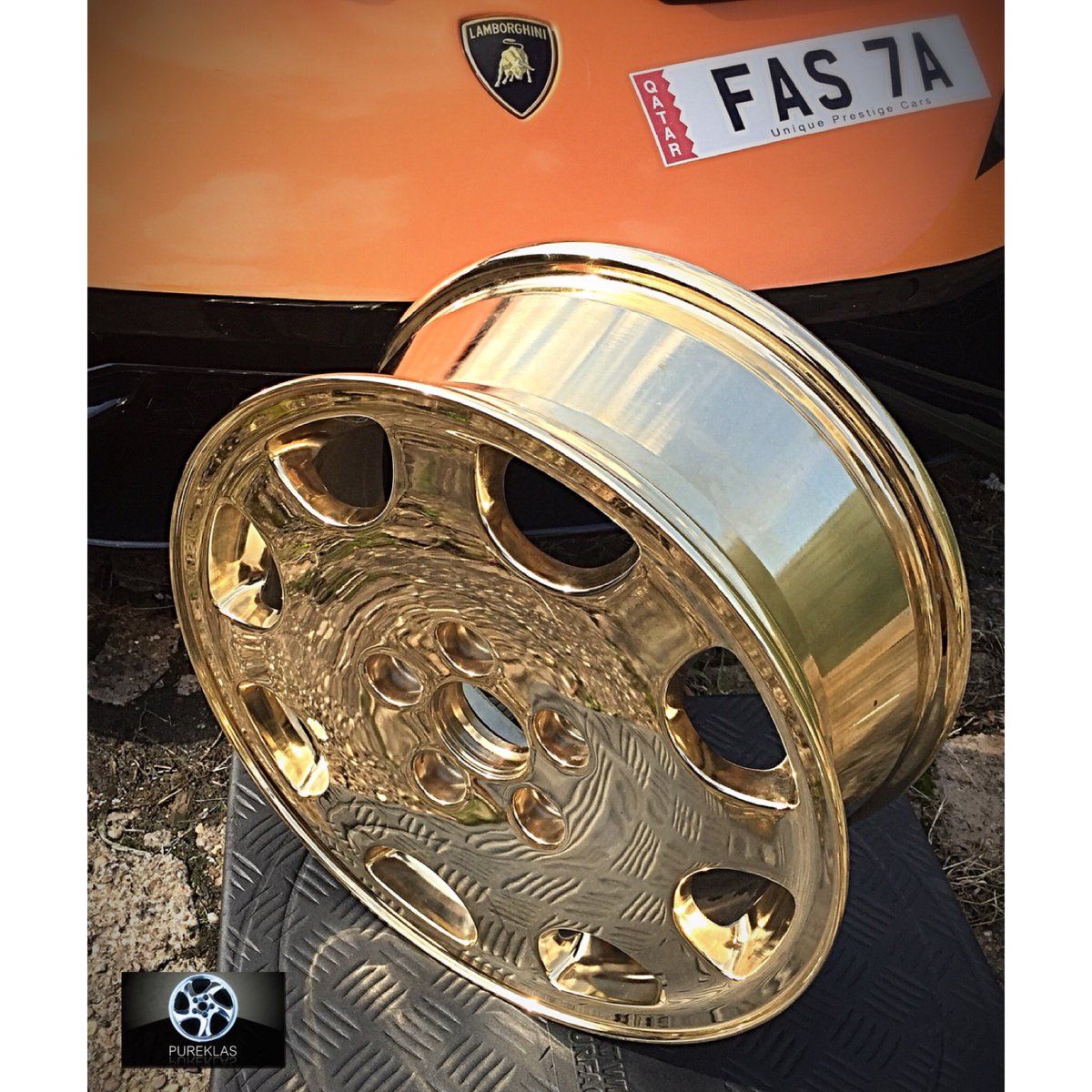 PureKlas's tweet image. No fakes , no lookalikes , fluorescent paints or brush on finishes,  real 24ct dipped #gold plated wheels @PureKlas #supercars #quality