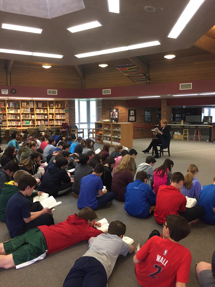 JAndrewsMath's tweet image. A huge thank you to Deerfield Mayor Harriet Rosenthal for being our Book Scavenger mystery reader today! #engage109 @jabertie