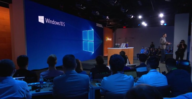 ghacks's tweet image. #Windows10S unveiled, the new #WindowsRT, or something more?

ghacks.net/2017/05/02/win…