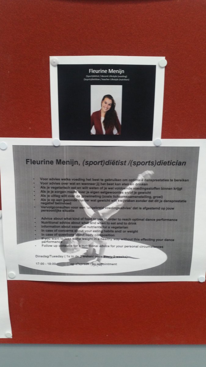 VoedingTopsport's tweet photo. Voedingsspreekuur voor de dansers van de #AHK! #sportvoeding #sportdietist #dansvoeding #dietist #voedingsadvies #VoedingisTopsport https://t.co/cxrbwczLFM