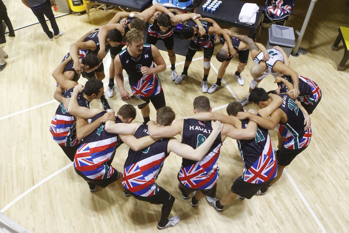 Thursday's <a href="/NCAAVolleyball/">NCAA Women's Volleyball</a> champs feature @BYUvolleyball vs <a href="/BartonVB/">Barton College Vball</a> ,<a href="/HawaiiMensVB/">Hawai‘i Men's Volleyball</a> vs <a href="/PennStateMVBALL/">Penn State Men's Volleyball</a>,story here: volleyballmag.com/ncaa050217/