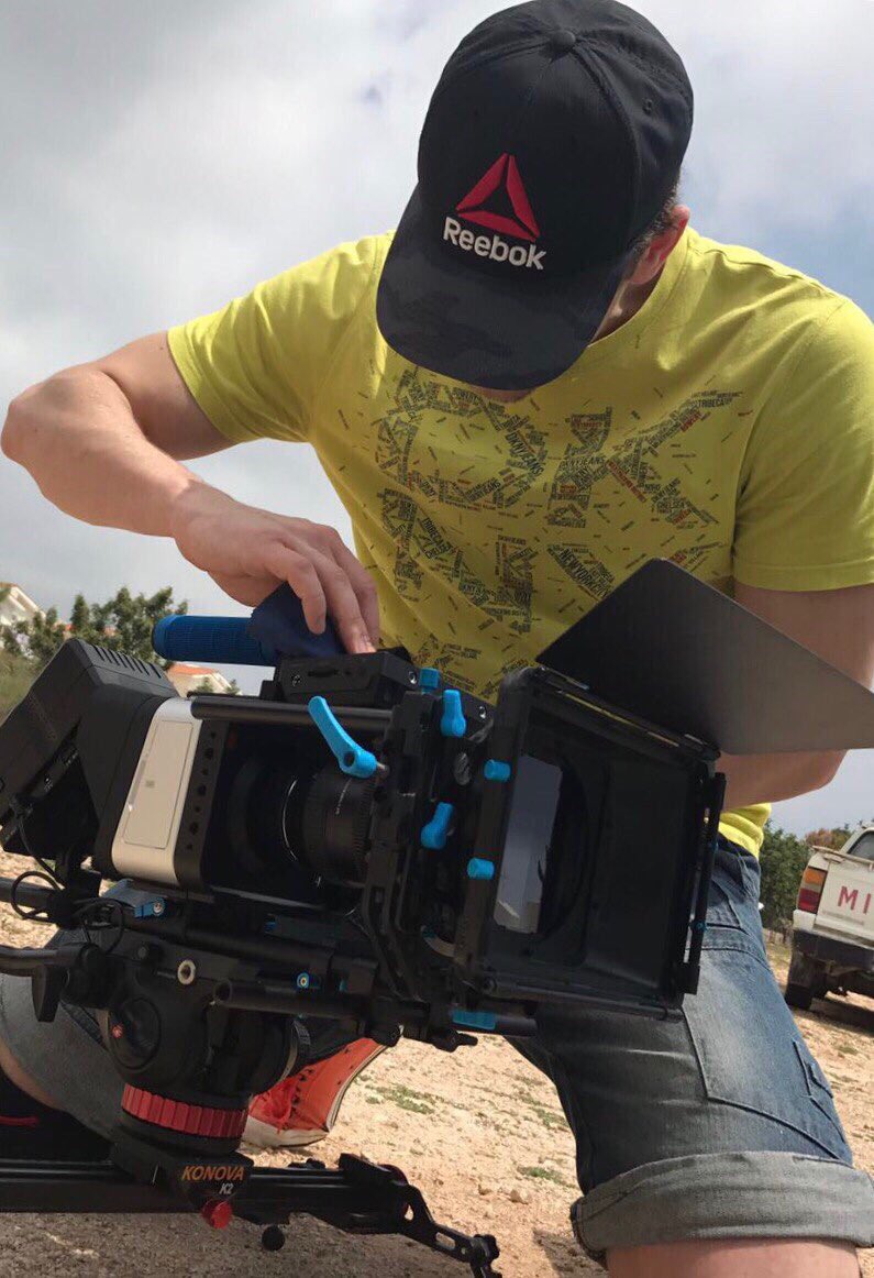 InOneStepMovie's tweet image. Vad on camera (Sunny day)