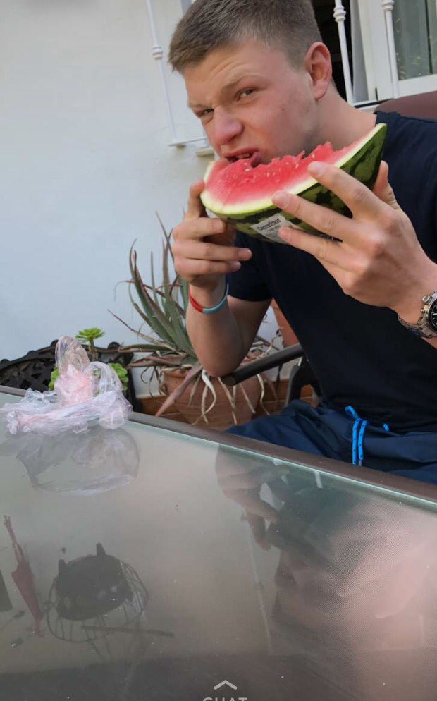 BarkwayCharlie's tweet photo. Fresh as fok 🍉 #bmt https://t.co/ofww32mtkC