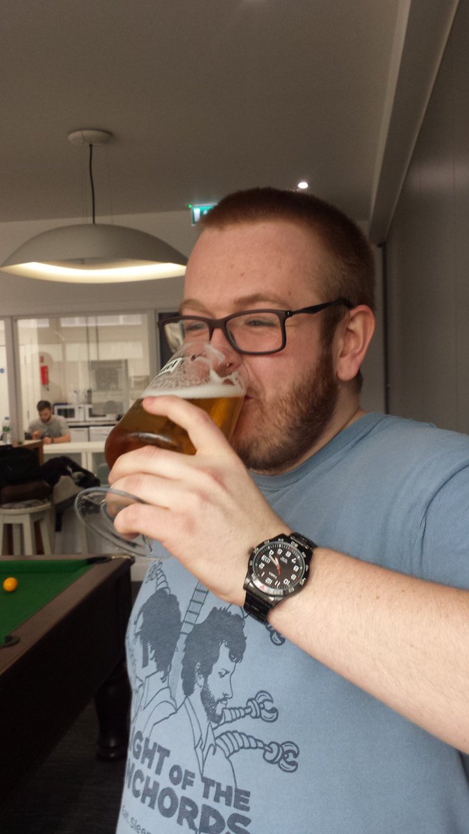 tdhc_'s tweet image. Thesiswatch (tm): I'VE SUBMITTED