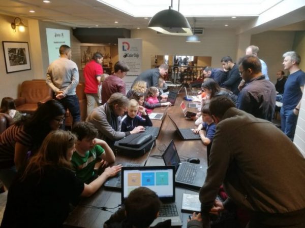 dunlaoghaireb_a's tweet image. Our kids are the next generation of the Digital transformation! At @ddlcoderdojo we'll teach them the skills needed! ow.ly/N2yR30blTdt