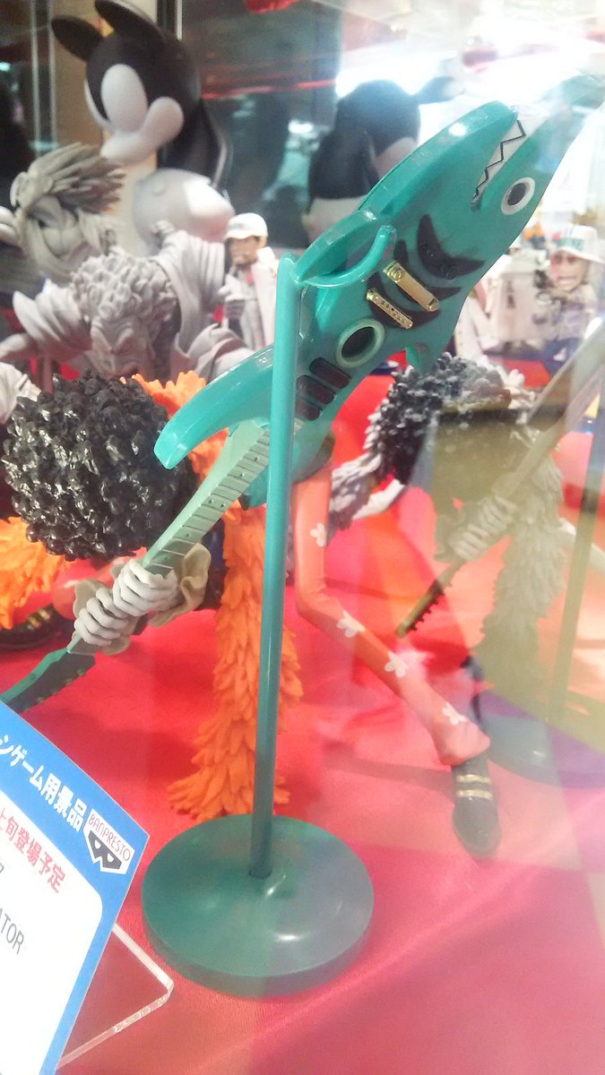 かっちゃんキャッチャー Ar Twitter 5月登場プライズ先行展示 ワンピースcreator Creatorよりブルック ギターを今にも叩き壊しそうな荒ぶるソウルキング 写真で伝わるか分かりませんが でかいです 箱が無かったのでまだ誰が造形師か分かりませんが出来はよろしい