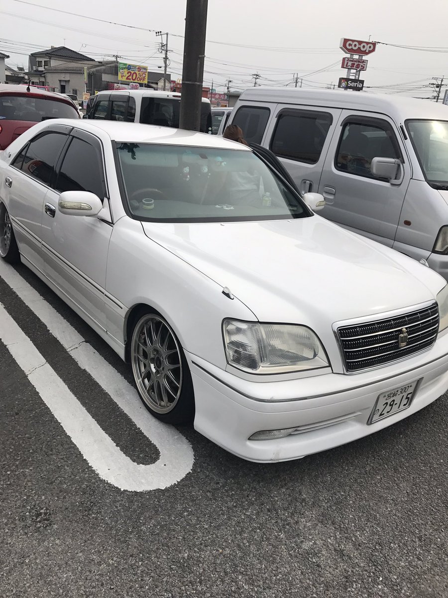 ひろと 自分の17クラウンに付けてるフルタップのブラックアイ車高調交換希望です ダウンサスか純正サス 追金で探してます 新品で買うとこの値段します 中古でも中々高いので欲しい方いいと思います 不具合はないです よろしくお願いします O 車 ひろと 自分の17クラウンに付けてるフルタップのブラックアイ車高調交換希望です ダウンサスか純正サス 追金で探してます 新品で買うとこの値段します 中古でも中々高いので欲しい方いいと思います 不具合はないです よろしくお願いします O 車