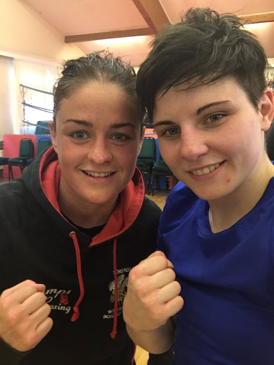 Awsome sparring session with Chloe 6 Rds sparring 3 rds pads 1 shadow. TEAM STORM