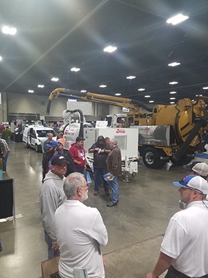 VectorVacuums's tweet photo. Our new Vac-Con branded Neptune combination trailer built by Vector on display at Arkansas Water Works &amp; Water Environment Assoc. Conf. https://t.co/pgzkYnT1Ya