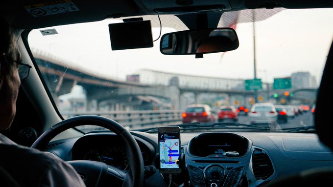 Driving with Waze