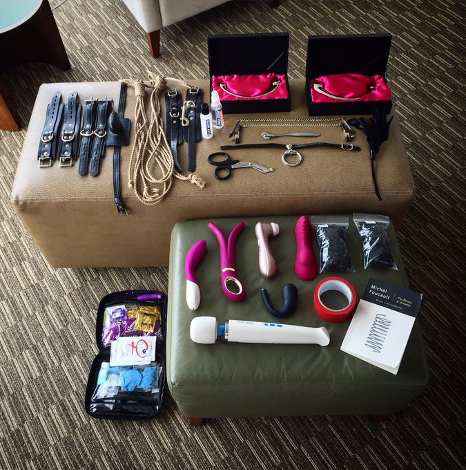 "Two sex nerds walk into a hotel room..." @RebeccaNeals https://t.co/PTV8YWSgwf<a class="tags" target="_blank" title="On Twitter" href="/?out=eyJ0eXAiOiJKV1QiLCJhbGciOiJIUzUxMiJ9.eyJpYXQiOjE3MjE1ODUwMTIsImlzcyI6InR3cG9ybnN0YXJzLmNvbSIsIm5iZiI6MTcyMTU4NTAxMiwiZXhwIjoxNzUzMTIxMDEyLCJyZWRpcmVjdF91cmwiOiJodHRwczovL3R3aXR0ZXIuY29tL1JlYmVjY2FOZWFscyJ9.whXQaAdrvOh4NWSoeHBwJroDfAT5c13SckfuOAXI6sAtoY0nm57kuUTWlfRAfVpLXFqOGBSM9ELkSHHrZmlJHQ">@RebeccaNeals</a>