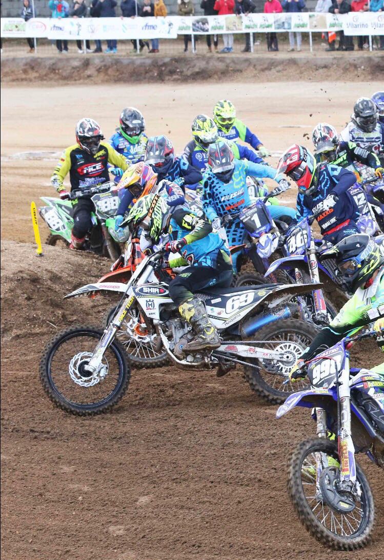 Shirohelmets's tweet photo. ¡Enhorabuena @Macanas69 por la victoria en MX-2 este fin de semana! #podium #GRMXpro #Shiropower https://t.co/i0mu7ACiCP