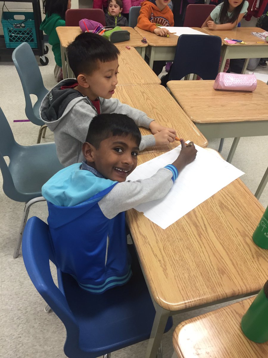 MmeSalame's tweet image. Math solving questions to identify the numerator and the denominator in the question! @StGertrudeMBC #teamwork #fractionsrule