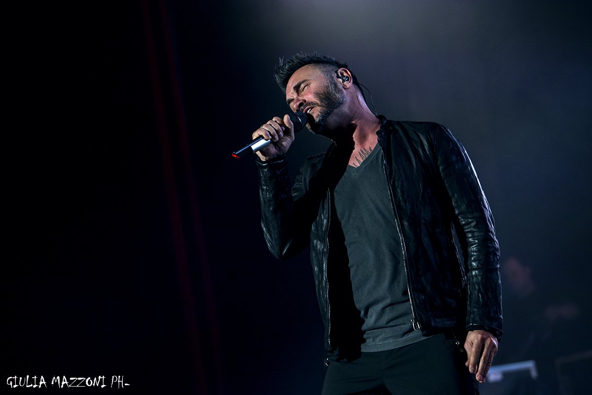 JuliettEmm (@juliettemme) on Twitter photo <a href="/NekOfficial/">Nek Filippo Neviani</a> #live #TeatroEuropauditorium #UniciInTour <a href="/Nightguide/">Nightguide Network</a> nightguide.it/fotogallery/13… <a href="/NekOfficial/">Nek Filippo Neviani</a> #live #TeatroEuropauditorium #UniciInTour <a href="/Nightguide/">Nightguide Network</a> nightguide.it/fotogallery/13…