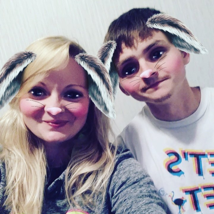 msamway's tweet photo. Just us being cute! 💚 https://t.co/dObTyf0d1u