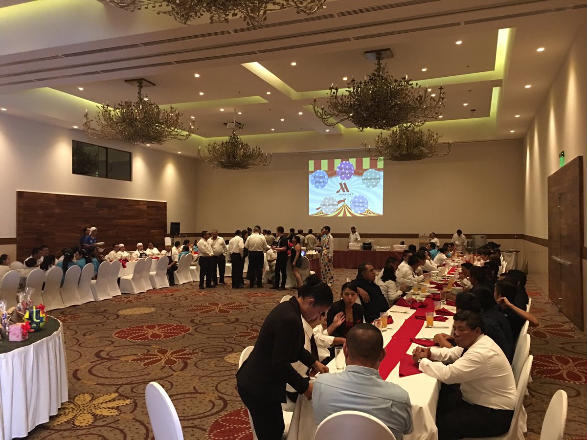 hebernain's tweet photo. Capacitando a grandes Empresas #MarriottTuxtla #HHTUXTLA @HarmonHallWeAre #HarmonhallCorporate @TuxtlaTurismo @TuxtlaAnuncios @TuxRecomienda https://t.co/Yv7tKnyNPx