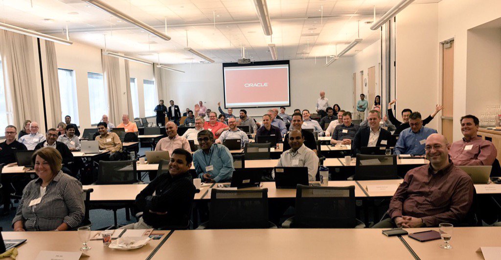 OracleIntegrate's tweet image. Wonderful kick-off to our Spring CAB w/ @Rabobank @Mythics @TheCalixNetwork @HubGroup #iPaaS #OracleICS #OraclePCS