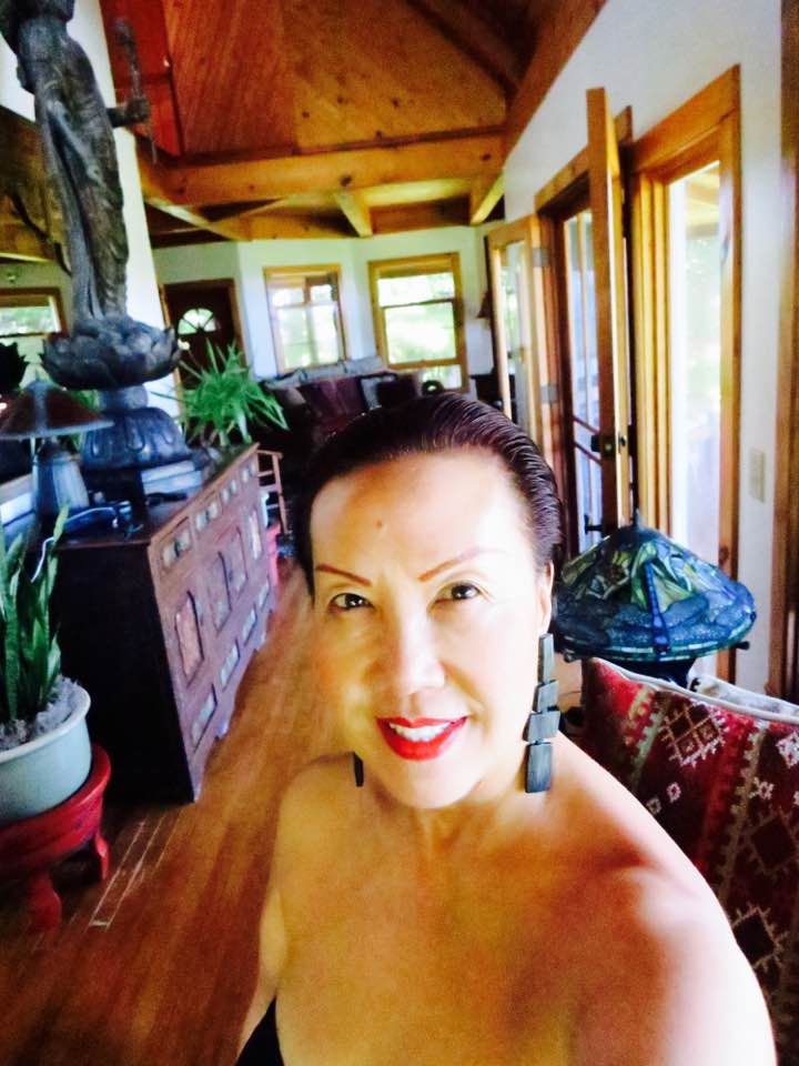 GOING TO MY SUGAR SHACK IN HAWAII WITH MY LOVELY BFFS JO HILTON AND DR. MAC MORETZ PLUS THREE OTHER SPECIAL GUESTS LATE THIS SUMMER!
