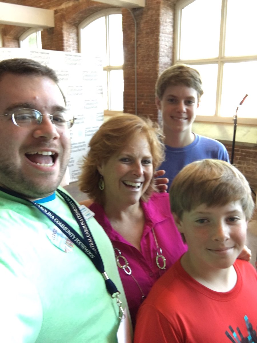 benbullock's tweet photo. Look! It's @LilaAnnaSauls from @HNM_SC, with her crew! #MidlandsGives https://t.co/lUuZYHPQ59