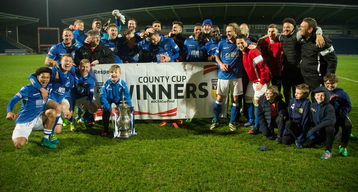 DerbyshireFA's tweet photo. ๐
Congratulations to @Matlock_TownFC who have won the DCFA Senior Challenge Cup after beating @GresleyFC 5-0 in the Final! #DCFACupFinal https://t.co/twQglIQjFx
