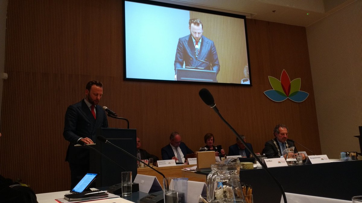 lada2010twit's tweet image. Afscheid @marnixph van de gemeenteraad @HollandsKroon. Het ga je goed!