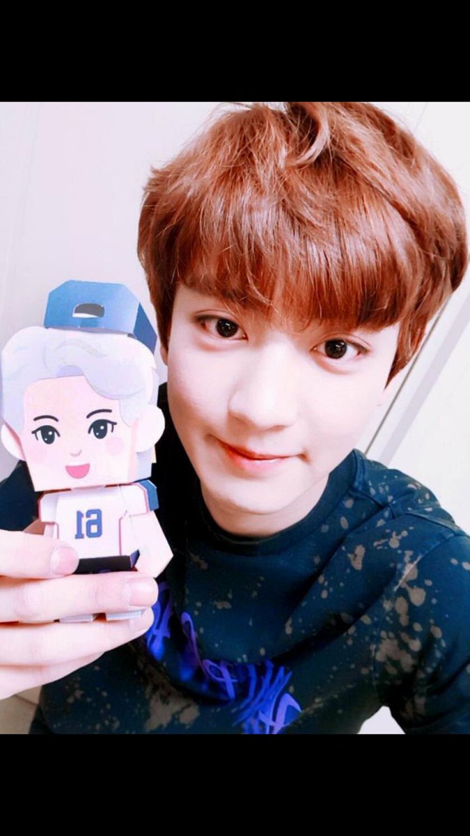 No puedo con tanta belleza. (≧∇≦)/
#DafBama2017_EXO