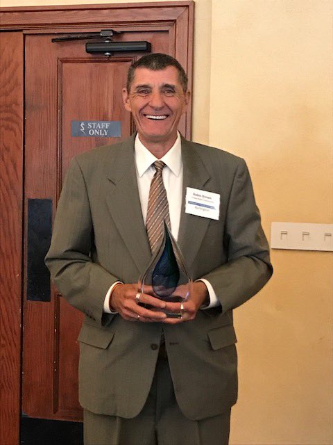 ConsumerSOS's tweet image. Glad @LoblawsON finally did the right thing after story; congrats to Robin Brown, Burlington Volunteer of the Year! 2/2 #IWorkForTheViewer