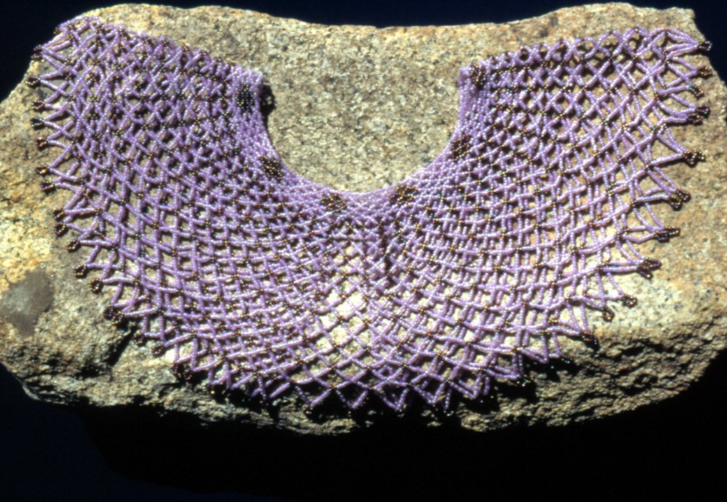 MiMuseoIndigena's tweet photo. ¿#SabíasQue Los Chapei Cuapá/#Cucapá de #BajaCalifornia utilizan el tejido de pectorales de chaquira para enseñar a los niños a multiplicar? https://t.co/rlq0avTh3m