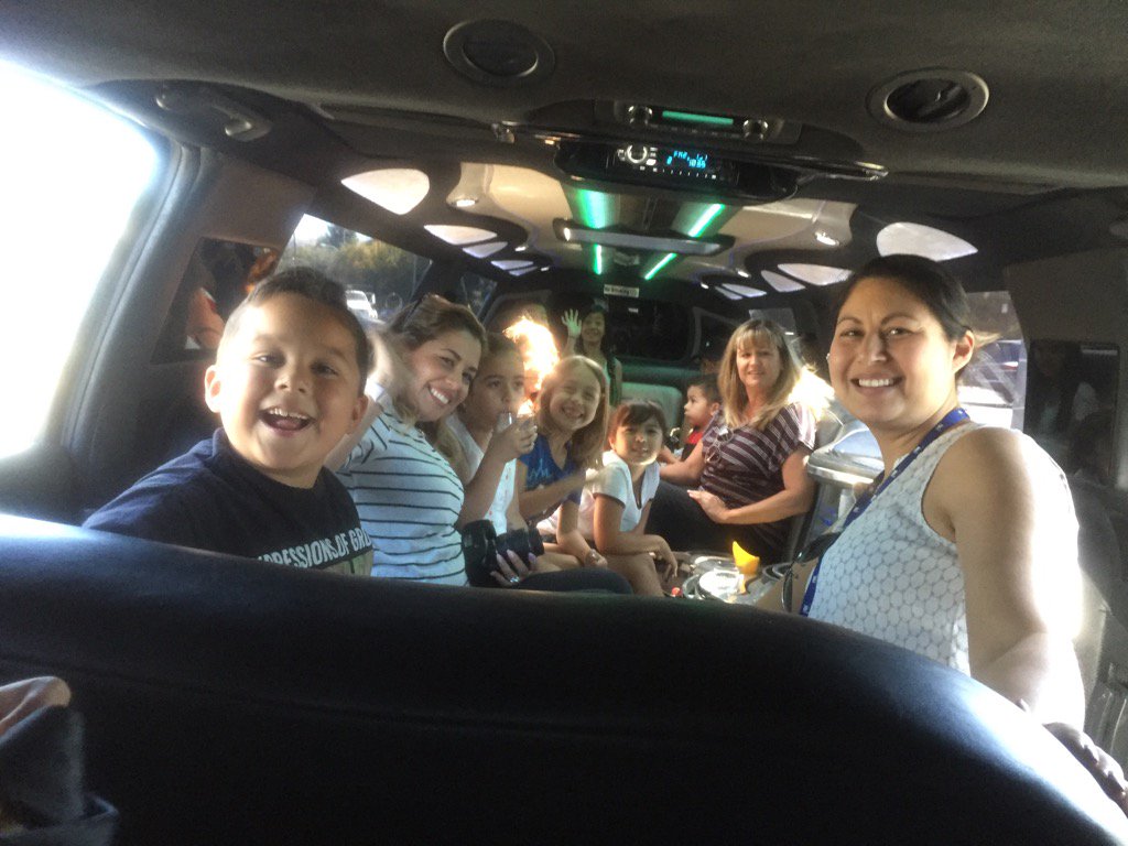 anda_alma's tweet photo. Happy 7th birthday my handsome boy. Riding in style to @ChuckECheeses in a limo with @ethanbrandon13 #havingfunalways https://t.co/18oTWI88zH