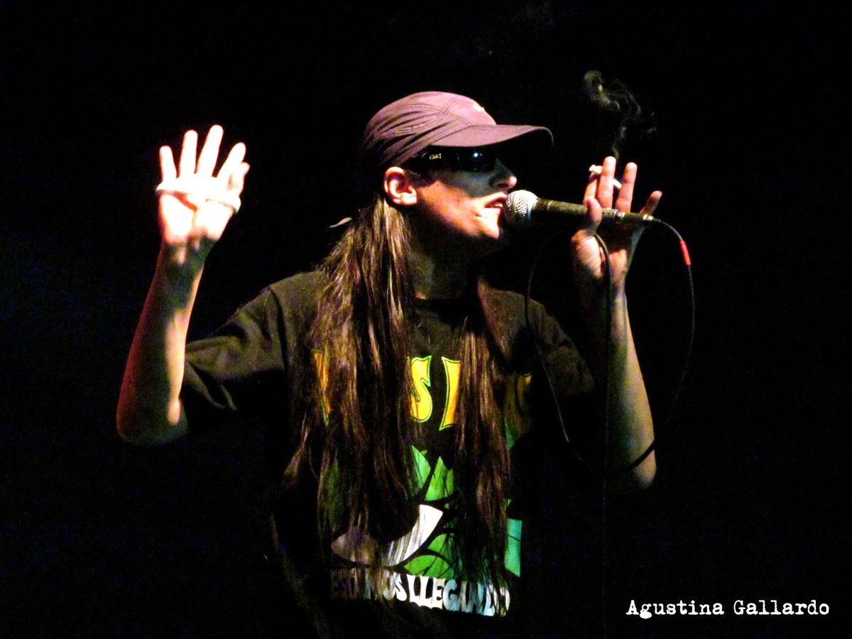 Le robaron la motito al boludo de Carlitos... ♪♫ #MalaFama <a href="/elmalafamero/">hernan coronel</a>