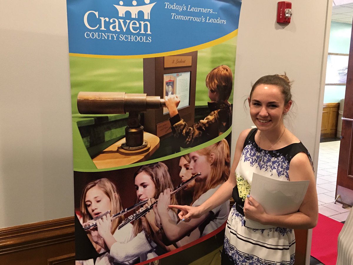 e_d_patrick's tweet photo. #learner2leader Allison Cuthrell is a graduate of a Craven County high school and joined us as a professional educator. #GrowingGreatness https://t.co/WtrWWlInnR