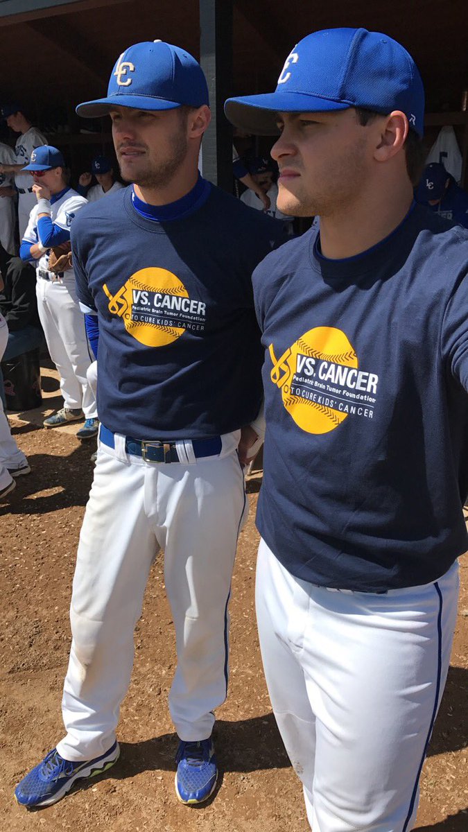 LutherBaseball's tweet photo. Our guys raised $2000 dollars for the Kids Vs Cancer Foundation!!! Here are some pictures from today's amazing game! @Vs_Cancer #ETR https://t.co/pBmOHfgyH9