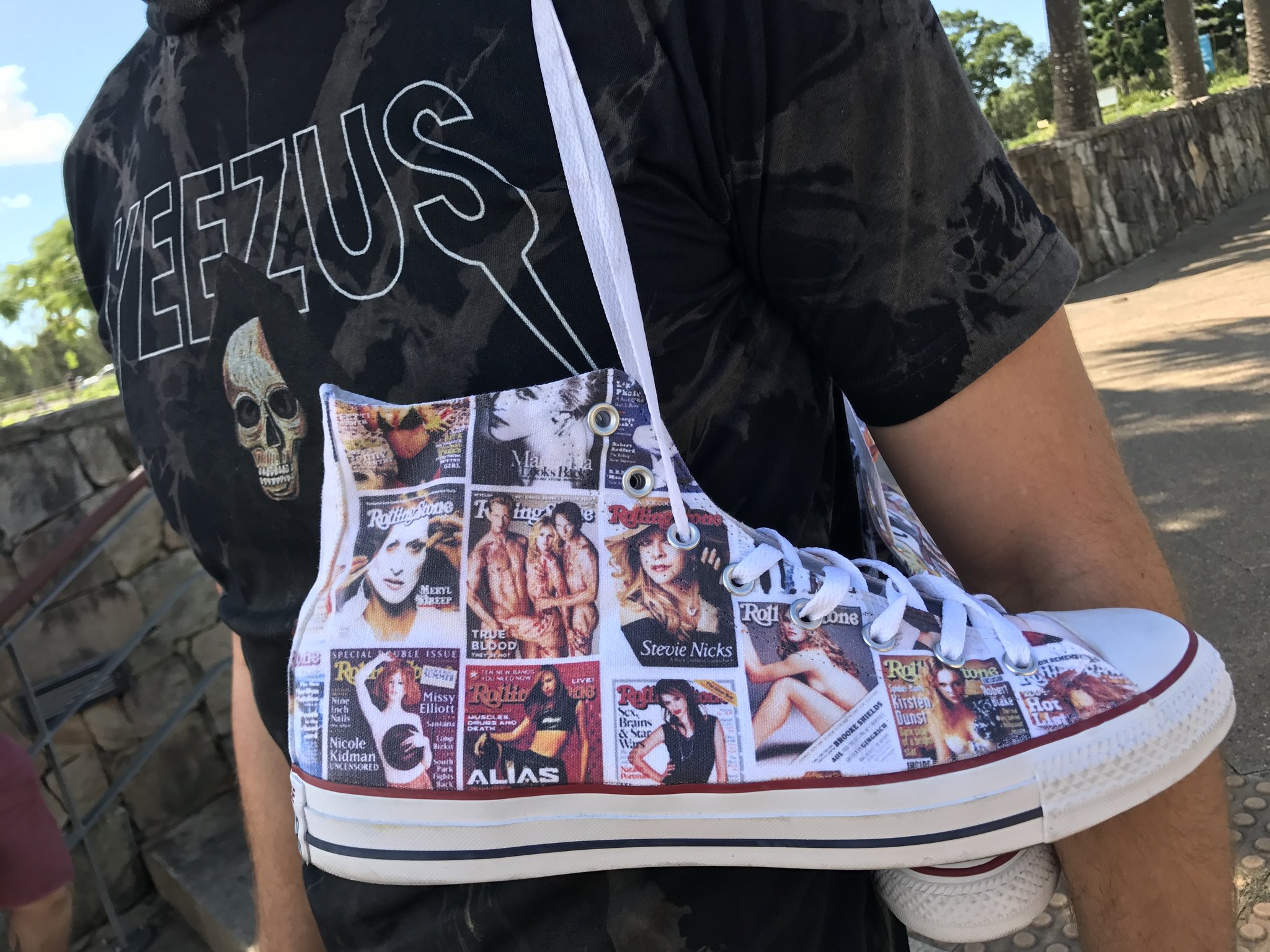 Bump Shoes on X: "Imma let you finish putting on those sweet rolling stones  custom chucks #customshoes #createyourown #converse #yeezy #rollingstones  https://t.co/fE7inVCIYk" / X