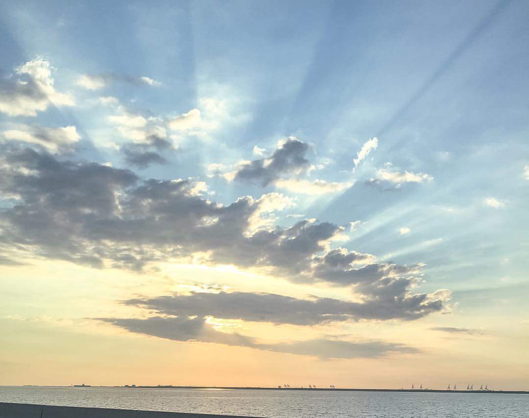 Keep your head to the sky! You will see the sun!