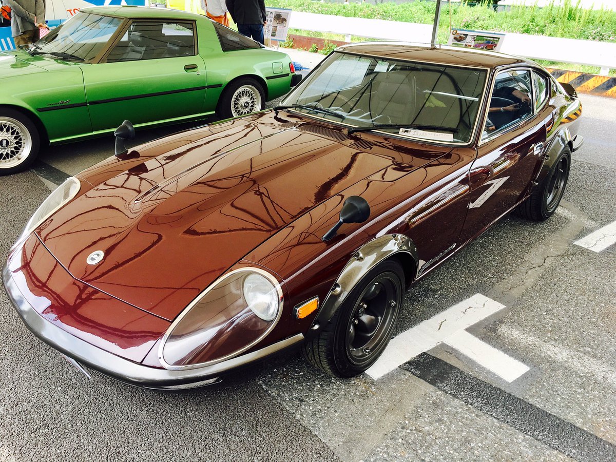 ロボ石丸 よろしくメカドック 劇中車展示コーナースゴイですp Q セリカやｚ サバンナが 存在感に感動 これ見れただけでも来て良かった 愛車フェス